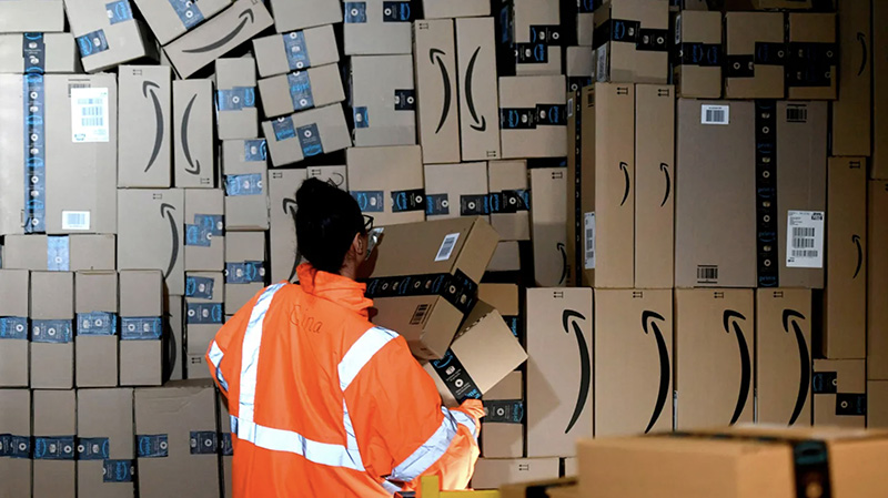 Electronics mixed pallet warehouse